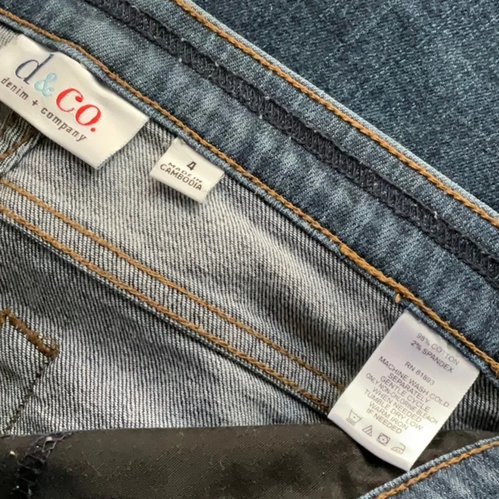 D & Co Women’s 5 Pocket Stretch Denim Jeans Straight Leg - Picture 11 of 13